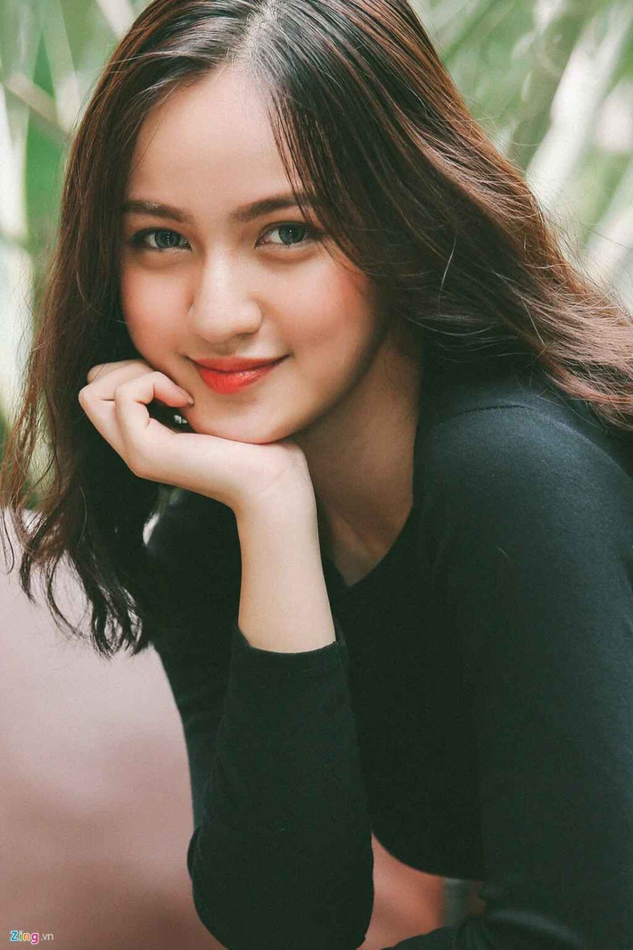Những hình ảnh Mai Tây được chồng cưng chiều hết mực, hay khoảnh khắc cả hai cùng nhau chăm sóc con gái đã khiến không ít người ngưỡng mộ.