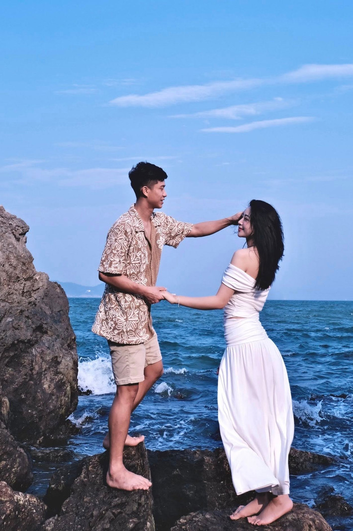 Trước Phan Văn Đức, những cầu thủ Việt Nam khác như Quế Ngọc Hải, Quang Hải hay Tiến Linh cũng đã có những hành động vô cùng ý nghĩa với cộng đồng, đặc biệt là những hoàn cảnh khó khăn.