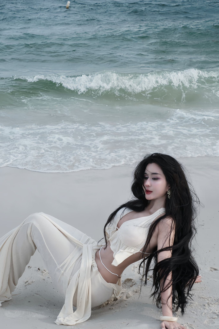Chỉ trong vài giờ đăng tải, bộ ảnh đã nhận được hàng chục nghìn lượt thích và vô số bình luận khen ngợi từ cộng đồng mạng. Nhiều người không ngần ngại gọi cô là "nữ thần biển cả" hay "cực phẩm nhan sắc".