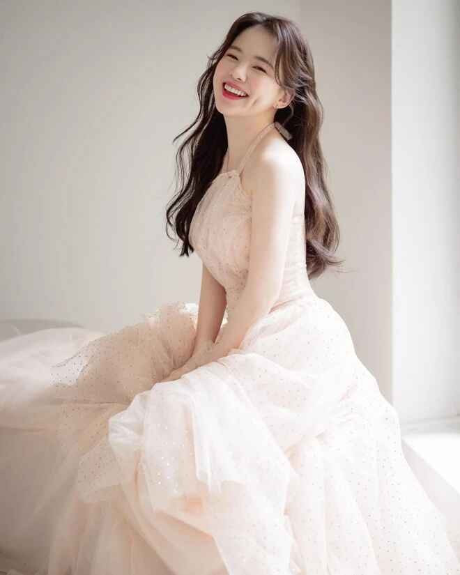 Những thông tin xấu trong quá khứ khiến hình ảnh của Haneul Lee bị ảnh hưởng nghiêm trọng, và thương hiệu của cô nhận "bão" đánh giá 1 sao từ khách hàng.