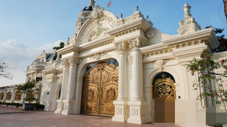 Đọ biệt thự siêu khủng của đại gia đất cảng