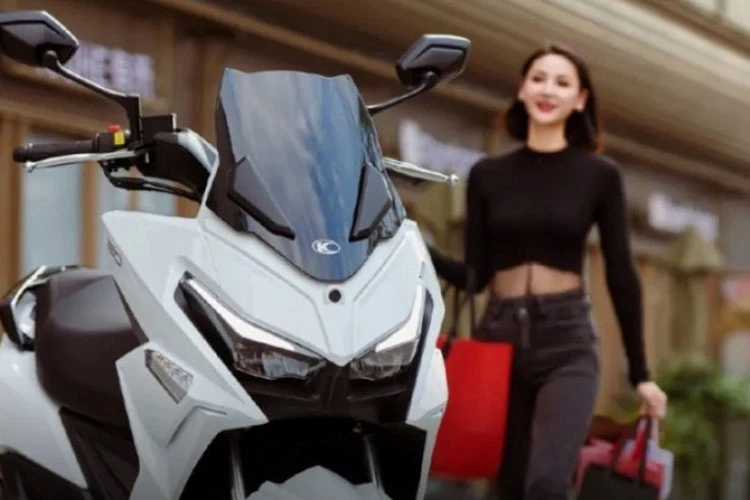 Kymco Racing H150 từ 50 triệu đồng, đổ đầy xăng chạy 300 km
