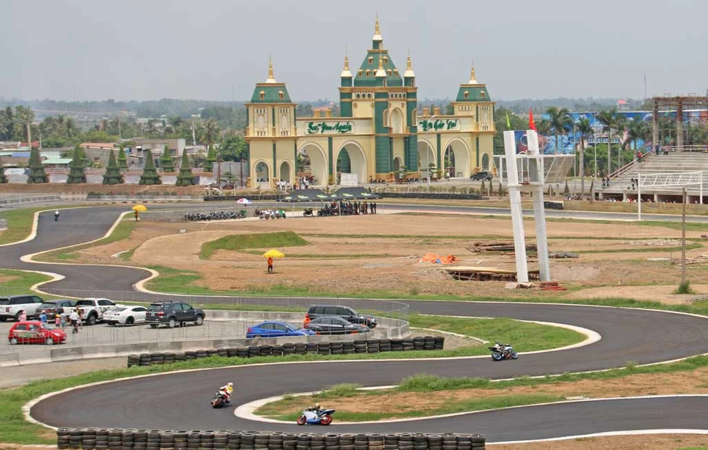 Siêu dự án Happyland thế nào trước khi nợ 1.800 tỷ?