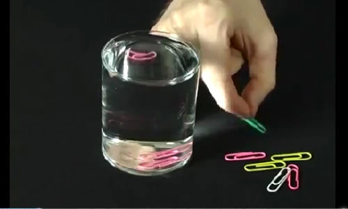 10 tiểu xảo giúp bạn nổi bật giữa đám đông