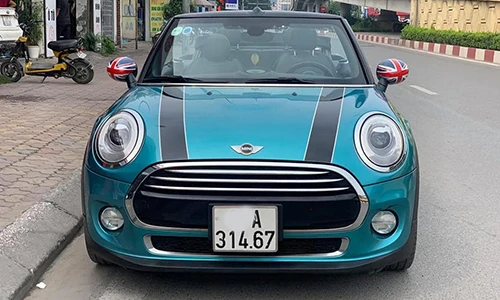 Xe MINI Cooper "chanh xả" dùng 4 năm, lỗ chỉ 500 triệu đồng