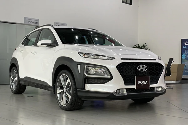 Hyundai Kona giảm gần 70 triệu tại đại lý, tiệm cận Toyota Vios