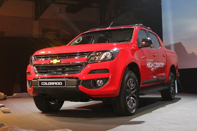 Chevrolet Colorado 2017 “chốt giá” từ 340 triệu tại Thái Lan 