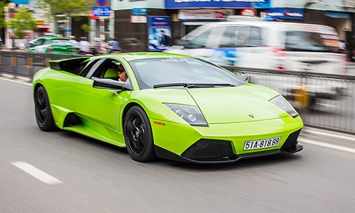 Siêu xe Lamborghini Murcielago "màu độc" giá 9,8 tỷ tại VN
