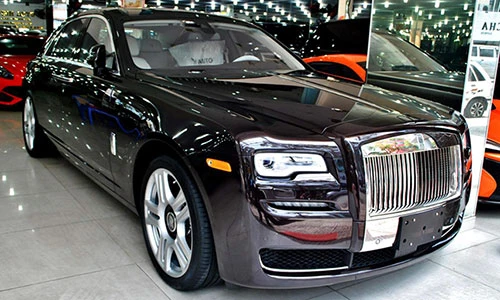 Rolls-Royce Ghost Series II "màu độc" hơn 20 tỷ tại VN