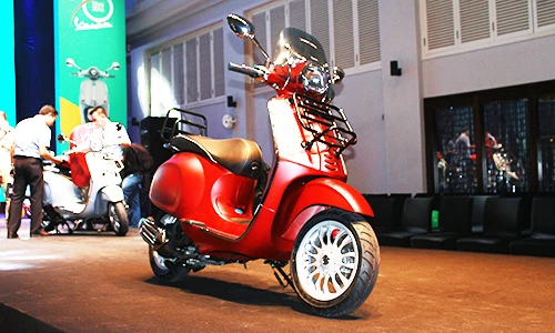 Chi tiết Vespa Sprint 125cc ABS mới giá 74,5 triệu tại VN