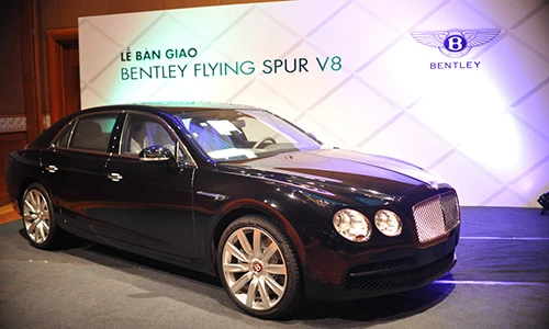 Soi siêu xe sang Bentley tiền tỷ chính hãng "thoát thuế TTĐB"