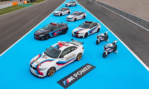 BMW "show hàng" dàn xe safety car cực chất tại MotoGP
