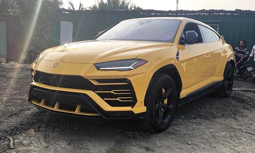 "Đập thùng" siêu SUV Lamborghini Urus mầu độc tại Việt Nam