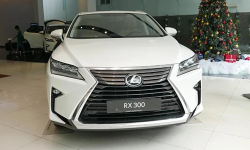 Cận cảnh Lexus RX300 hơn 3 tỷ đầu tiên về Việt Nam