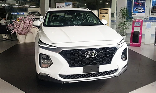 Hyundai SantaFe 2019 “chốt giá” hơn 1 tỷ đồng tại VN