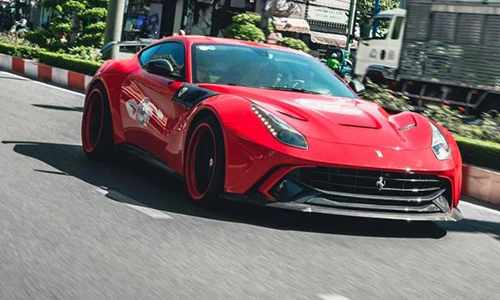 Siêu xe Ferrari F12 Berlinetta hơn 20 tỷ lăn bánh tại Vũng Tàu 