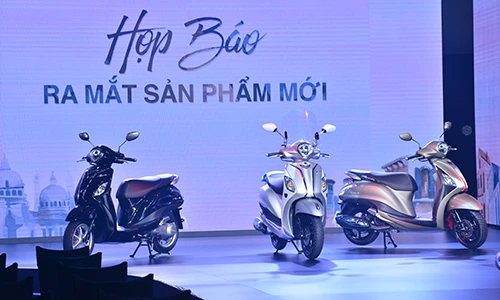 Cận cảnh Yamaha Grande hybrid 2018 "đối thủ" Honda Lead