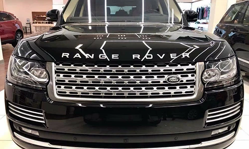 Soi SUV Range Rover mới giá hơn 10 tỷ của Minh nhựa