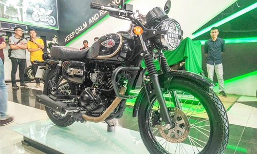 Cận cảnh Kawasaki W175 2019 giá 69 triệu tại Việt Nam
