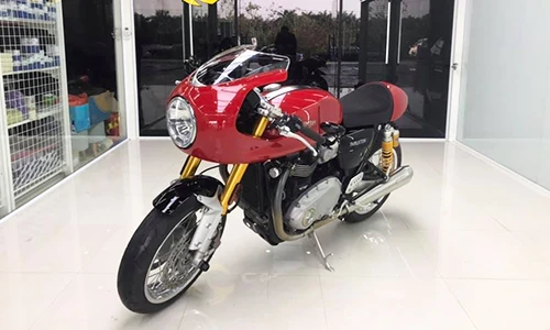 Cận cảnh Triumph Thruxton R gần 600 triệu ở Hà Nội 