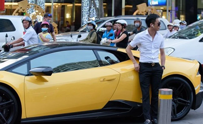 Quyên góp 1 tỷ đồng chống Covid-19, Cường đô la giàu cỡ nào?