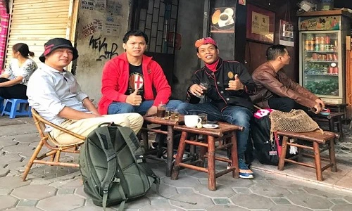 “Anh trai thất lạc của Ronaldinho” bất ngờ xuất hiện ở Hà Nội