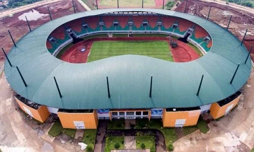 Ngắm SVĐ “cấp tỉnh” của bán kết lượt đi AFF Cup 2016