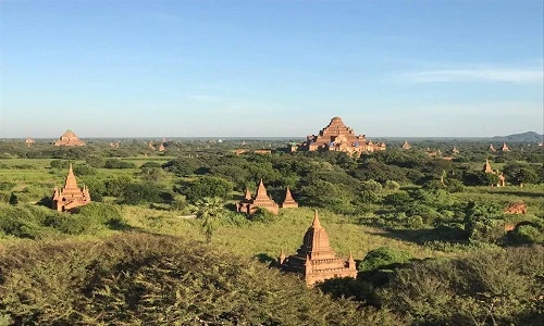 Tới Bagan, thành phố cổ quyến rũ và kí bí