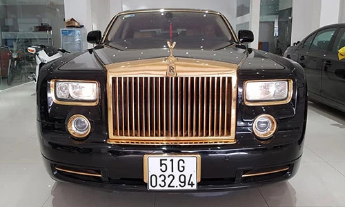 Rolls-Royce Phantom mạ vàng lỗ 15 tỷ sau 5 năm ở Việt Nam