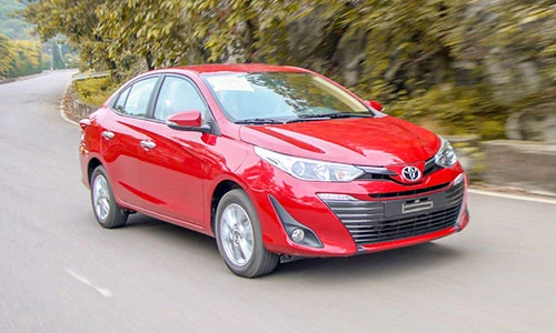 Cầm lái "vua doanh số" Toyota Vios 2018 tại Việt Nam 