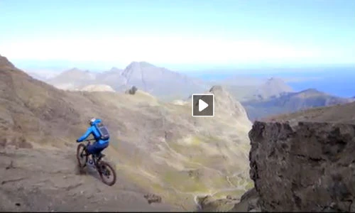 Màn leo núi bằng xe đạp có một không hai thế giới