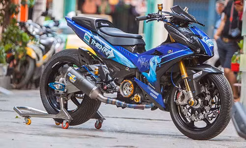 Soi xe máy Yamaha Exciter 150 độ “khủng” tại Sài Gòn