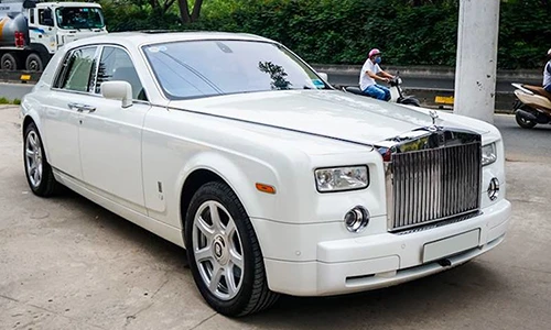 Cận cảnh Rolls-Royce Phantom 2008 giá 11 tỷ tại Sài Gòn