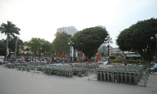 Ngắm trận địa pháo hoa tầm cao Thủ đô trước giờ khai hỏa