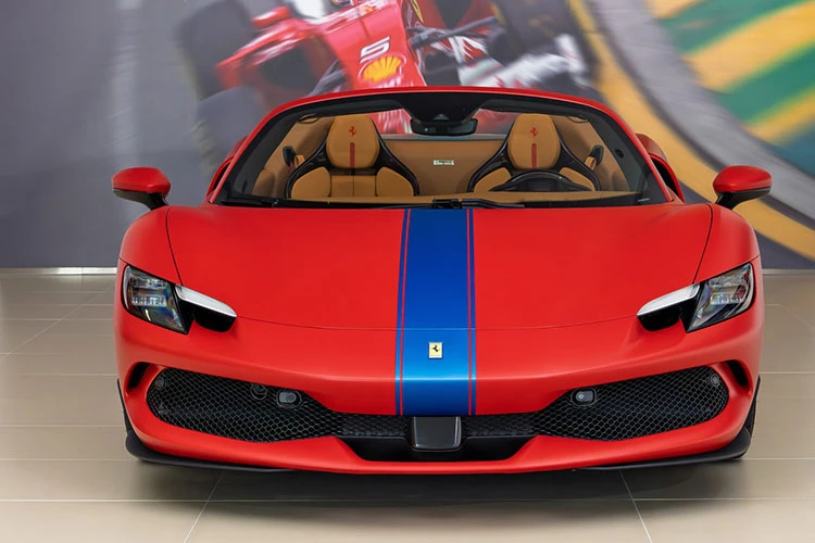 Cận cảnh Ferrari 296 GTS từ hơn 23 tỷ vừa về Việt Nam