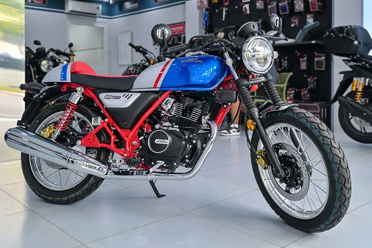 Cận cảnh Honda CGX150 Cafe Racer đặc biệt, hơn 78 triệu đồng