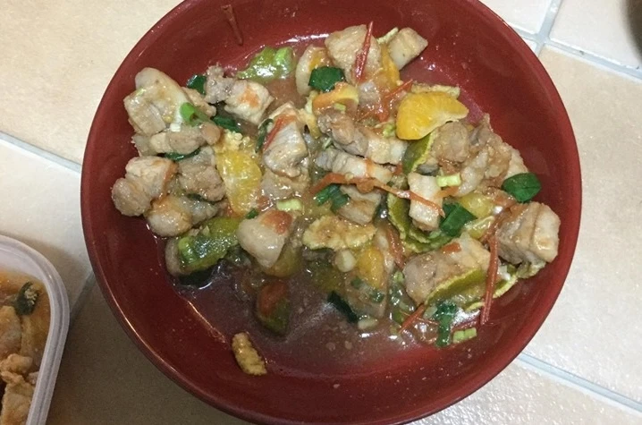 Tưởng được vợ nấu cho món kiểu Ý, anh chồng nhận cái kết đắng