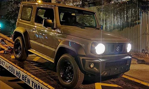 Suzuki Jimny "giá rẻ", hơn 1 tỷ đồng cập bến Việt Nam