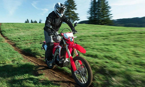 Cận cảnh "cào cào" Honda CRF450L mới giá 236 triệu đồng