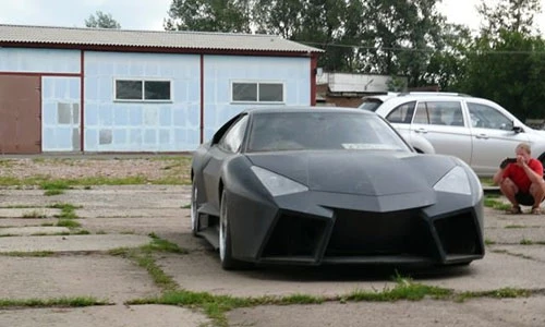 "Siêu xe" Lamborghini Reventon giá chỉ 221 triệu đồng