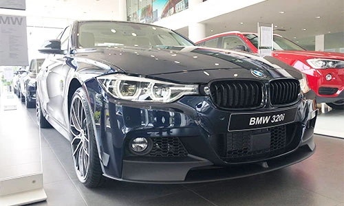 BMW 320i M-Performance chính hãng giá 1,8 tỷ tại Hà Nội
