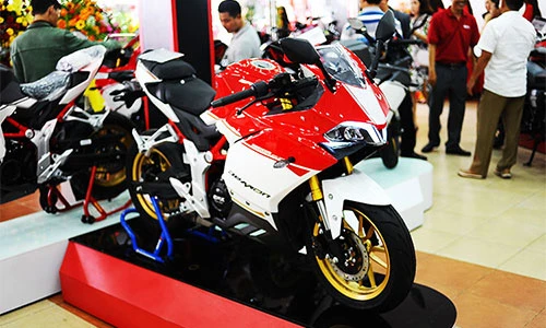 Cận cảnh "siêu môtô" GPX Demon 150GR giá 64 triệu ở Sài Gòn