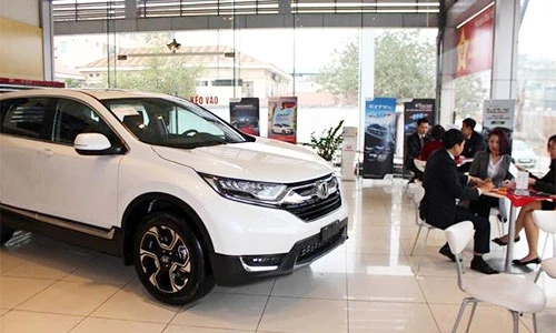 Honda CR-V 7 chỗ giá 963 triệu “cháy hàng” tại VN
