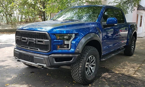 Ford F-150 Raptor giá 5 tỷ đồng đăng ký tại Bình Dương
