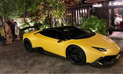 Lamborghini Huracan hơn 20 tỷ của Cường Đô la ra Huế