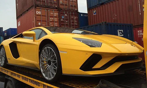 Siêu xe Lamborghini Aventador S giá gần 40 tỷ về Hà Nội