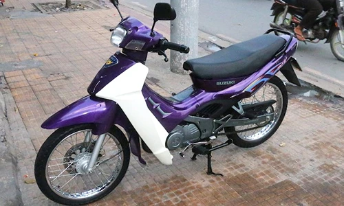 Cận cảnh Suzuki “xì po” đời 99 giá 200 triệu tại VN