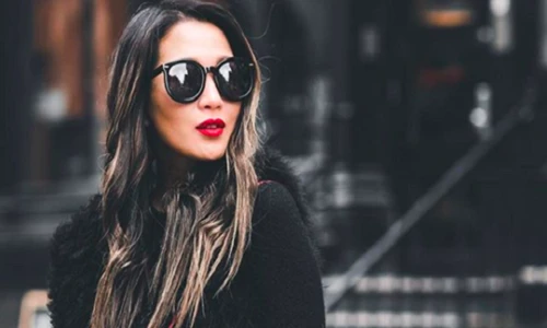 Mỹ nữ gốc Việt xếp đứng top những kiều nữ Instagram là ai?