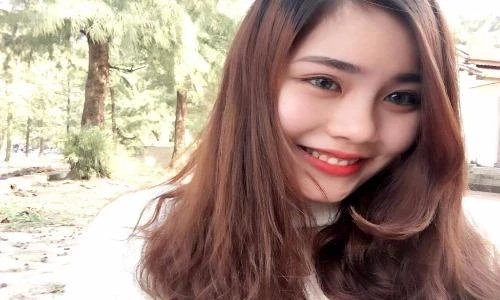 Cô gái 9X Nghệ An xinh đẹp với giọng hát "nổi da gà"