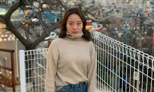 Soi 'bảng thành tích khủng' của nữ phóng viên tại Thượng đỉnh Mỹ-Triều